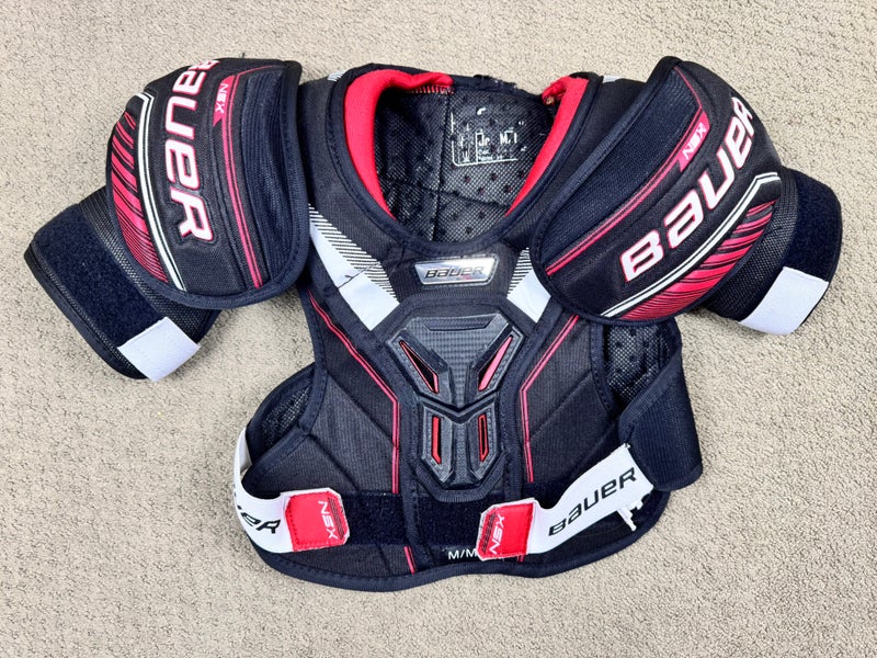 Bauer NSX Shoulder Pads — Junior Medium S18 (Used)