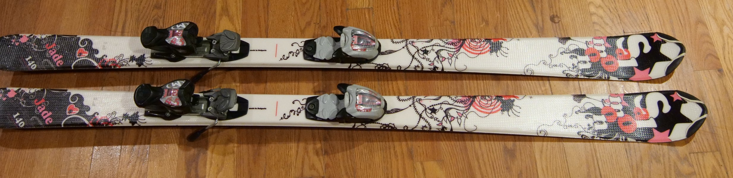 Kid's All Mountain 140 cm Salomon Jade Skis With Bindings (Used)