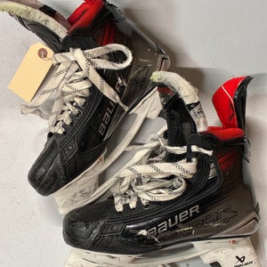 Junior Bauer M5 Pro Skates (3.5/D)