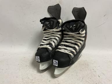Used Easton SYNERGY EQ1 Junior Hockey Skate Junior 02 11855-S000190407