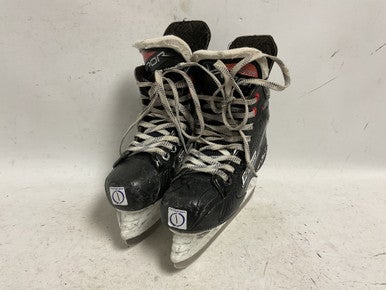 Used Bauer VAPOR X3.5 Junior Hockey Skate Junior 01 11855-S000190436