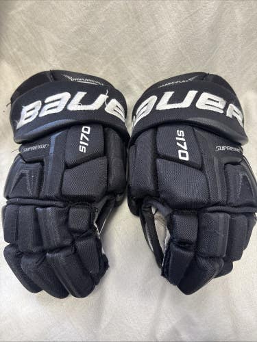 Junior size 12 inch Bauer supreme S170 ice hockey player gloves