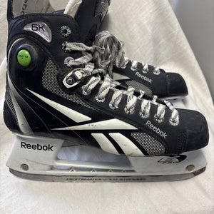 Senior size 9 1/2 Reebok pump 6K ice hockey skates