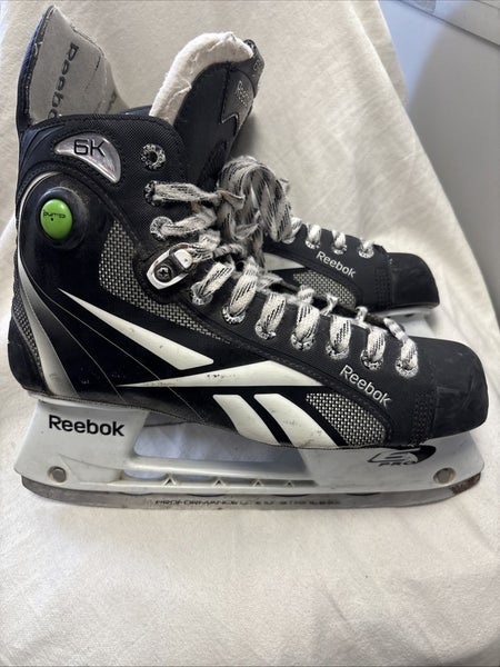 Senior size 9 1/2 Reebok pump 6K ice hockey skates