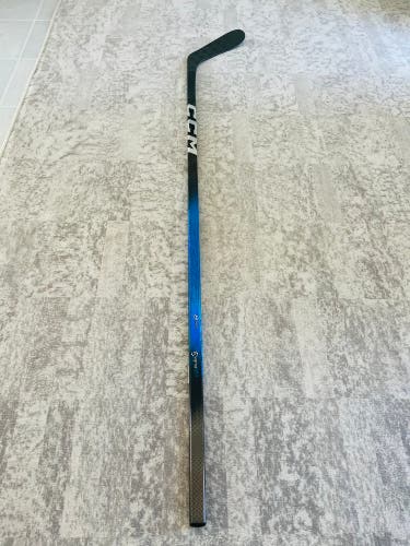 Senior CCM Jetspeed FT8 Pro RH Hockey Stick P28 Pro Stock (New)