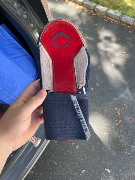 Red Senior EvoShield Sliding mitt (Used)