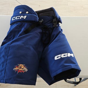 Men's Blue Senior Medium CCM HPTK Hockey Pants Pro Stock (Used)