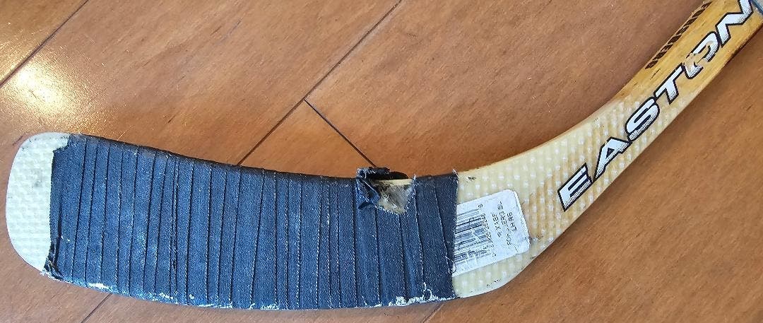 Easton Left Hand Stick Blade (Used)