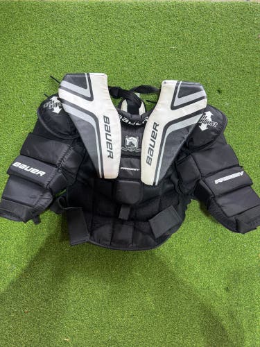 Large/Extra Large Bauer Prodigy 2.0 Goalie Chest Protector (Used)