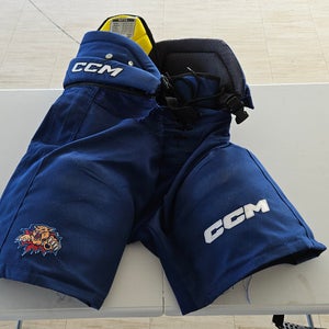 Men's Blue Senior Medium CCM HPTK Hockey Pants Pro Stock (Used)