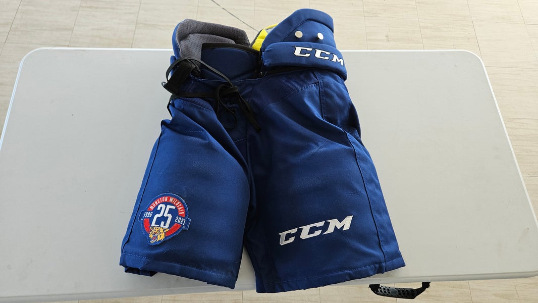 Men's Blue Senior Medium CCM HPTK Hockey Pants Pro Stock (Used)