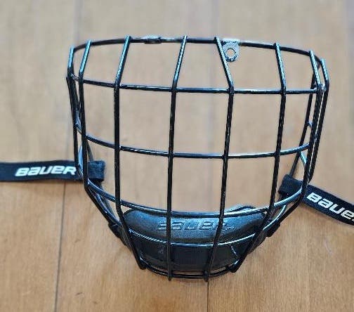 Senior Bauer Hockey Helmet's Face Mask (Used)