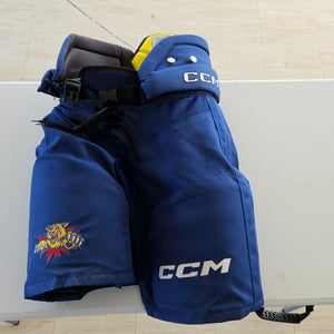 Men's Blue Senior Medium CCM HPTK Hockey Pants Pro Stock (Used)