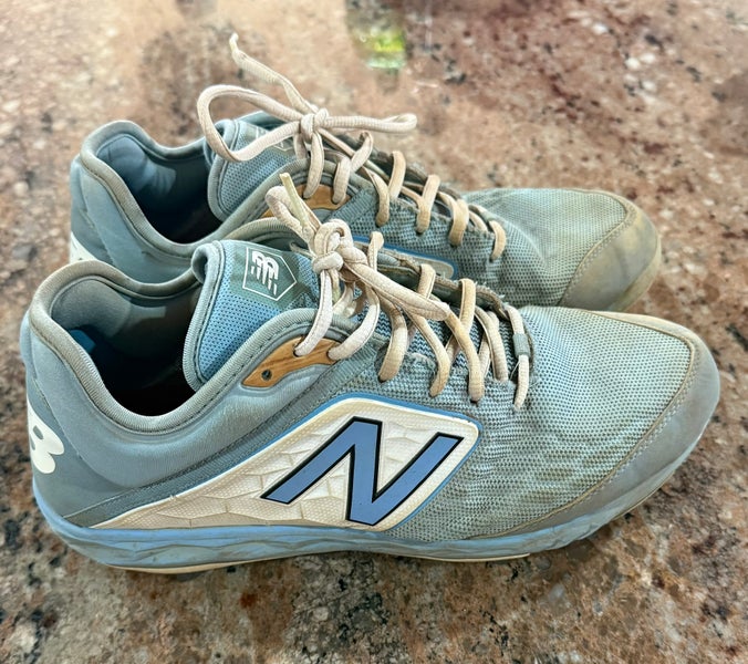 Light Blue Men's Size M 10.5 (W 11.5) Adult New Balance Low Top Metal (Used)