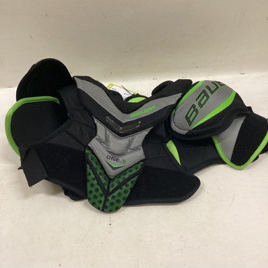 Used Bauer ONE.6 Junior Shoulder Pads MD 11725-S000491829