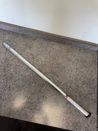 Youth Gait Ice Shaft (Used)