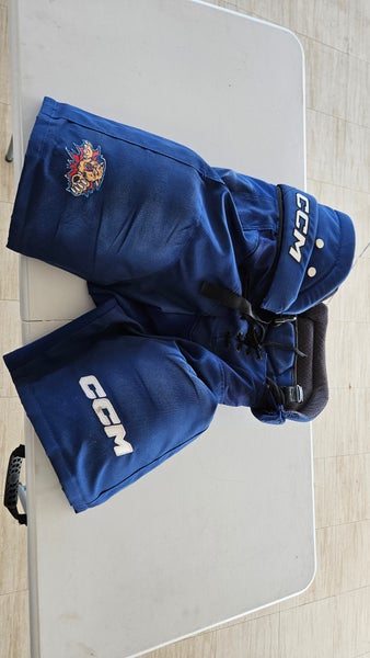 Men's Blue Senior Medium CCM HPTK Hockey Pants Pro Stock (Used)