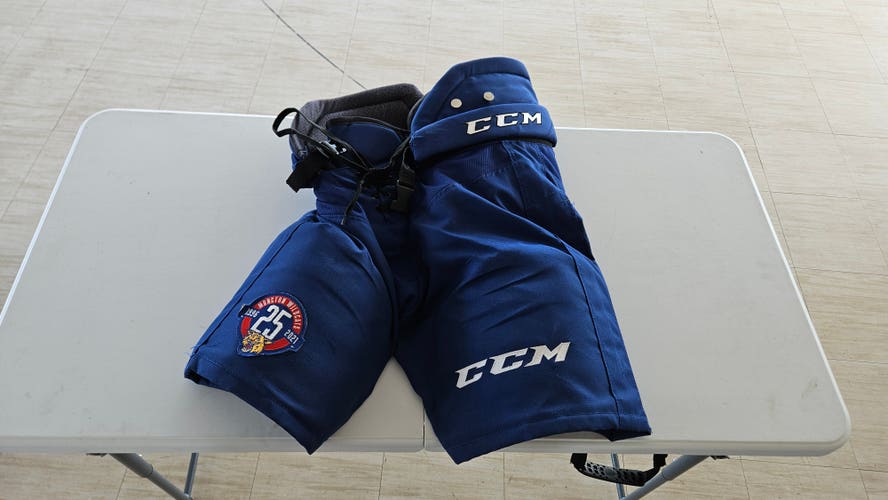 Men's Blue Senior Medium CCM HPTK Hockey Pants Pro Stock (Used)