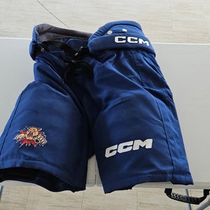 Men's Blue Senior Medium CCM HPTK Hockey Pants Pro Stock (Used)