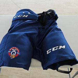 Men's Blue Senior Medium CCM HPTK Hockey Pants Pro Stock (Used)