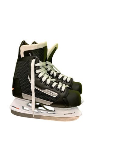Used WinnWell AMP300 Senior Hockey Skate Senior 5 11686-S000045838