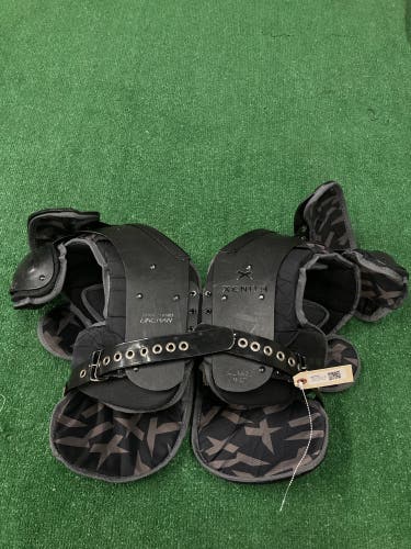 Extra Large Adult Xenith Pro Lineman Shoulder Pads (Used)