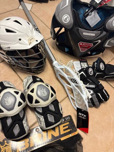 New lacrosse equipment! Full set up. Meets NOCSAE