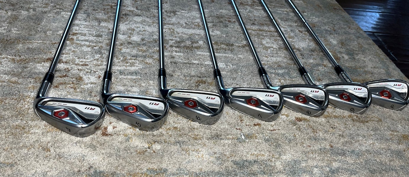 Men's TaylorMade R11 Right Handed Iron Set Stiff Flex Steel Shaft (Used)