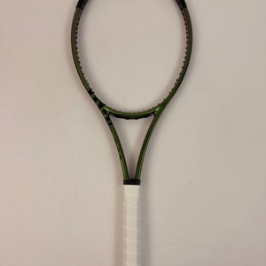 Wilson Blade Pro V8 18x20, 4 1/4 Excellent 9.5/10