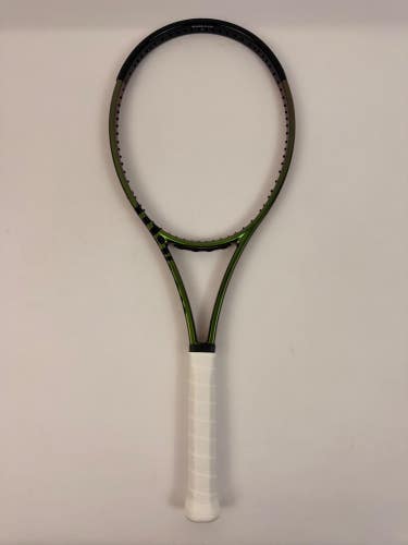 Wilson Blade Pro V8 18x20, 4 1/4 Excellent 9.5/10