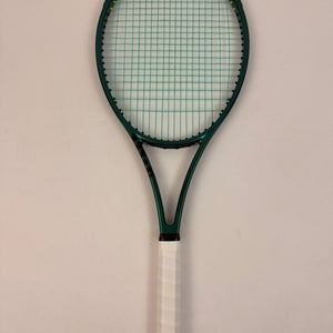 Wilson Blade Pro V9 18x20, 4 1/4 Excellent 9/10