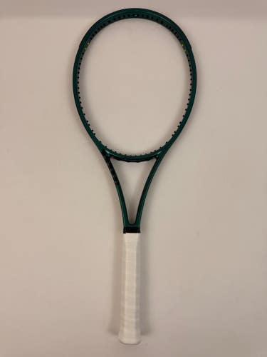 Wilson Blade Pro V9 18x20, 4 1/4 Excellent 9/10