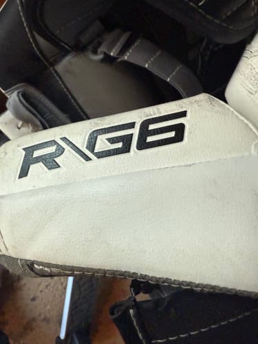 30" Warrior Ritual G6 E+ Goalie Leg Pads (Used)