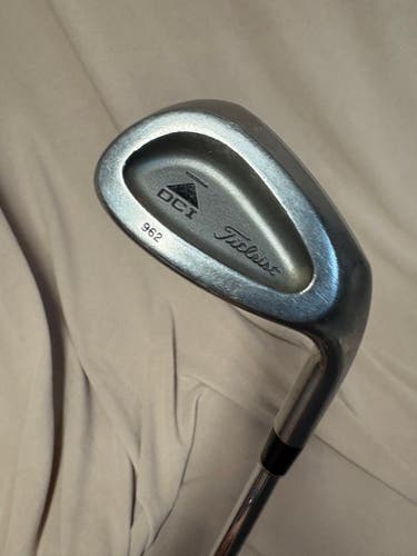 Men's Titleist OCI 962 Right Handed Wedge Uniflex 56 Degree Steel Shaft (Used)