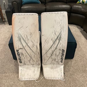 Sr. Medium 2024 Bauer Hyperlite 2 Goalie Leg Pads (Used)