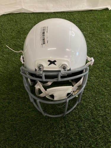 Youth Medium Xenith X2E+ Helmet (Used)