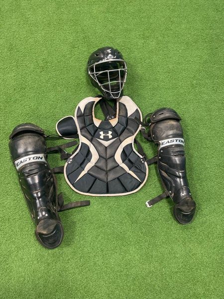 Under Armour / Easton Catcher's Set