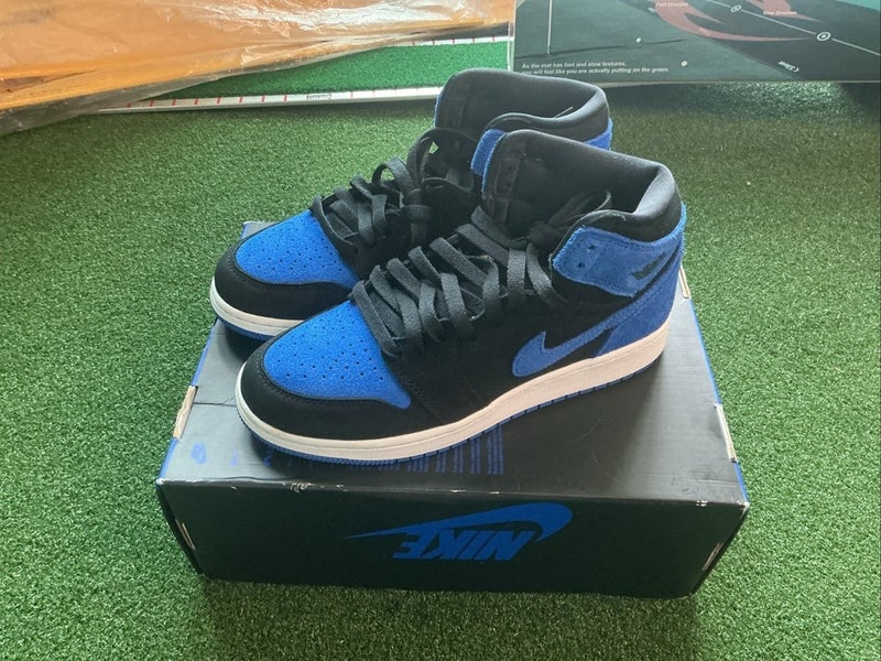 Size 6.5 Kids Jordan 1 Retro High OG (GS)