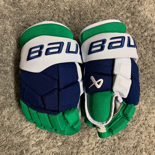 Bauer Supreme Mach Pro Stock Hockey Gloves 14" Whalers
