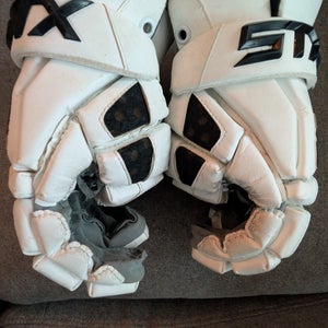 STX Cell IV Lacrosse Gloves Medium (Used)