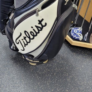 Used Titleist CART BAG Mens Cart Bag Black 11497-S000151820