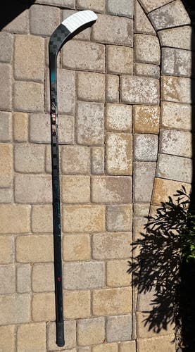 Senior CCM Vizion Left Hand Hockey Stick P29 (Used)