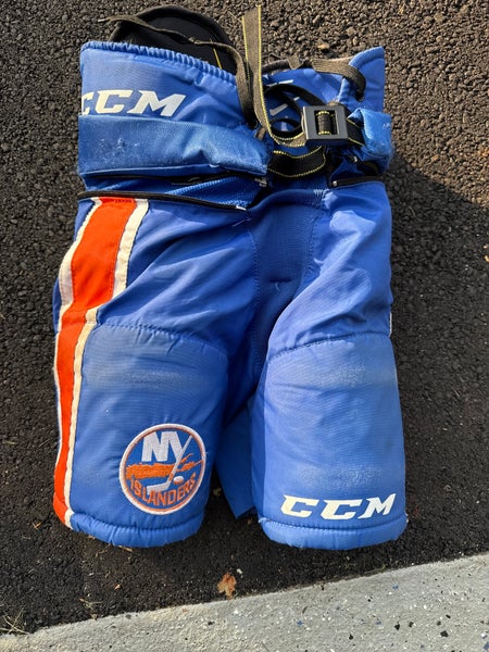 Youth Large CCM  New York Islanders Tacks Hockey Pants (Used)