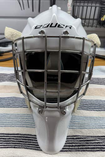 2024 Senior Medium Bauer Profile 950 Goalie Mask (Used) + Extras