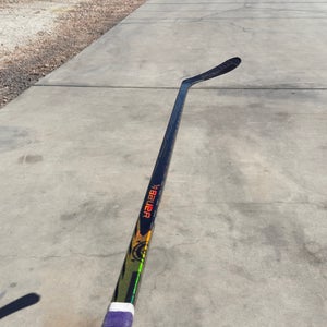 Senior Bauer Proto-R Right Handed Hockey Stick P28 (New)