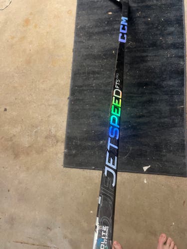 Intermediate CCM FT5 PROLeft Hand Hockey Stick Toe Pattern Pro Stock 65 Flex Very Good condition