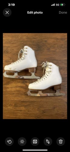 Jackson Competitor Ice Skates Size 2B Blade 8 1/4