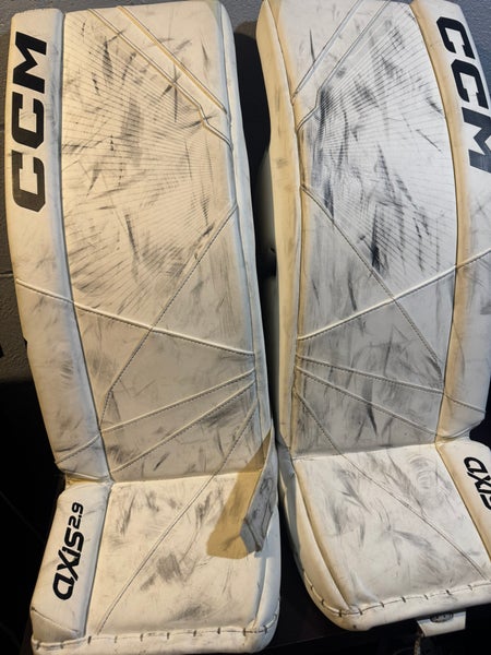 30" CCM Axis 2.9 Goalie Leg Pads (Used)