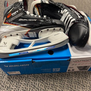 2025 Bauer Vapor FlyPro Hockey Skates 8.5 (New) Fit 2