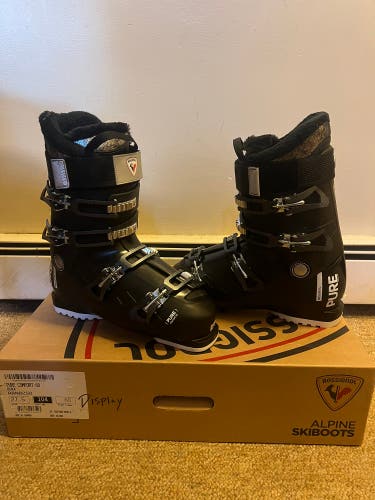 Mondo 27 & 27.5 Unisex Rossignol Pure 70 All Mountain Ski Boots (New)